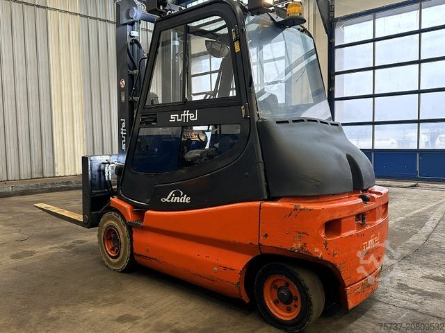 Carretilla elevadora frontal LINDE E30/02