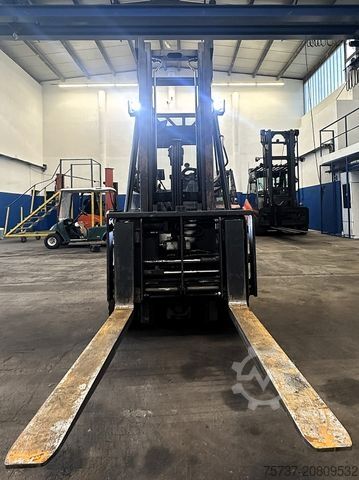 Carretilla elevadora frontal LINDE E30/02