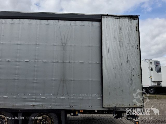 Semirimorchio con telone Schmitz Cargobull Curtainsider Mega Getränke