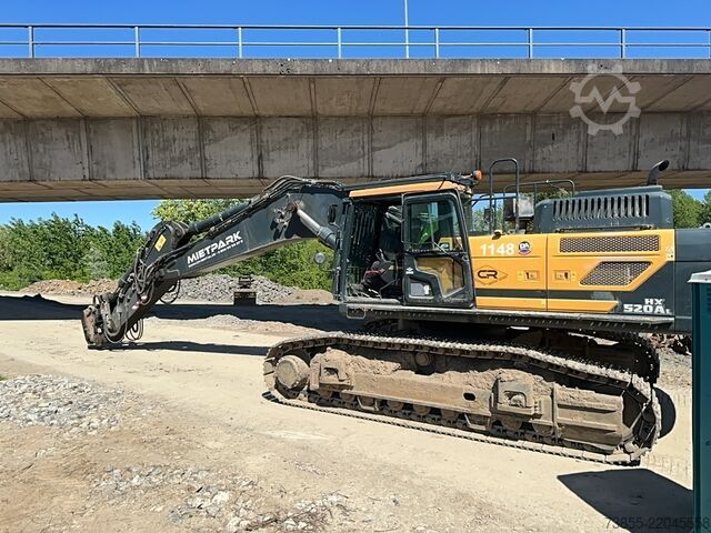 Paletli ekskavatör Hyundai HX520AL
