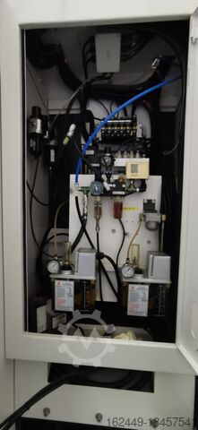 BEARBEITUNGSZENTRUM +GF+ Mikron Charmille Mikron VCE 1600 pro