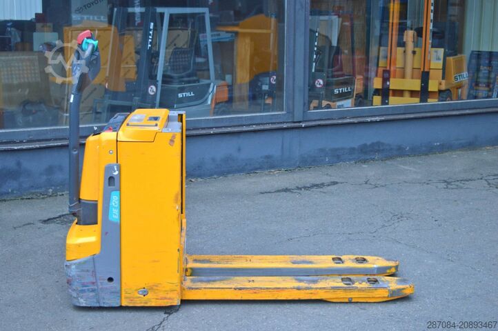 Niederhubwagen Jungheinrich EJE C20