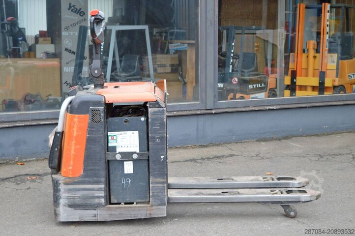 Handmatige palletwagen BT LPE 240