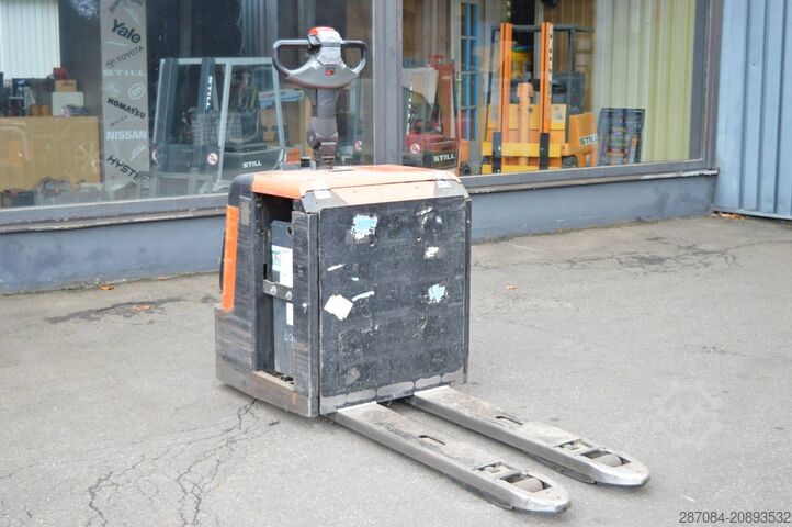 Handmatige palletwagen BT LPE 240