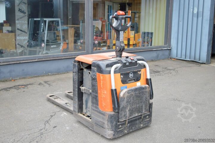 Handmatige palletwagen BT LPE 240
