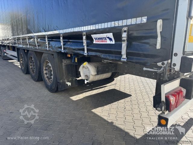 Öppen semitrailer med kapell Schmitz Cargobull Curtainsider Standard