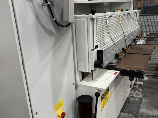 Yatay geçişli delme ve dübel yerleştirme makinesi KOCH SPRINT BASE LINE