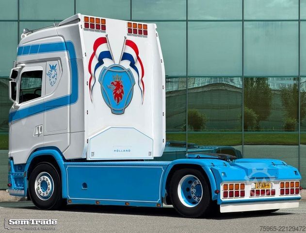 Τυπική μονάδα τράκτορα SCANIA S730 V8 NGS KING FULL OPTIONS SPECIAL INTERIOR S
