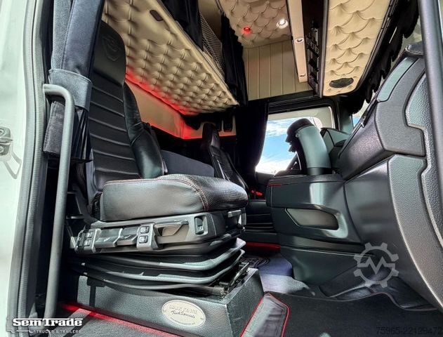 Τυπική μονάδα τράκτορα SCANIA S730 V8 NGS KING FULL OPTIONS SPECIAL INTERIOR S