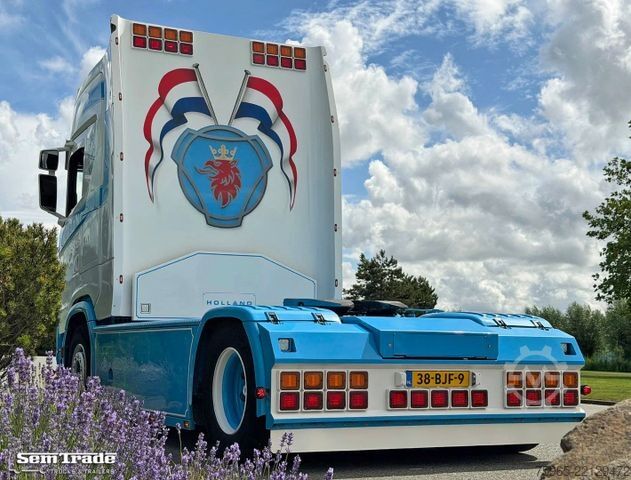 Τυπική μονάδα τράκτορα SCANIA S730 V8 NGS KING FULL OPTIONS SPECIAL INTERIOR S