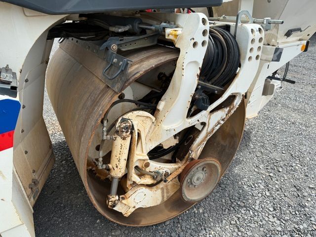 Enkelvoudige trommelwals BOMAG BW 174 AP-4 AM Walze 12 Ton *Vibrator *Streuer