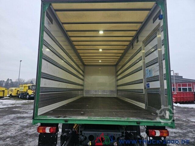 Dobozos teherautó Mercedes-Benz Actros 1824 Koffer 7,30 m LBW 2t. MBUX 1.Hand