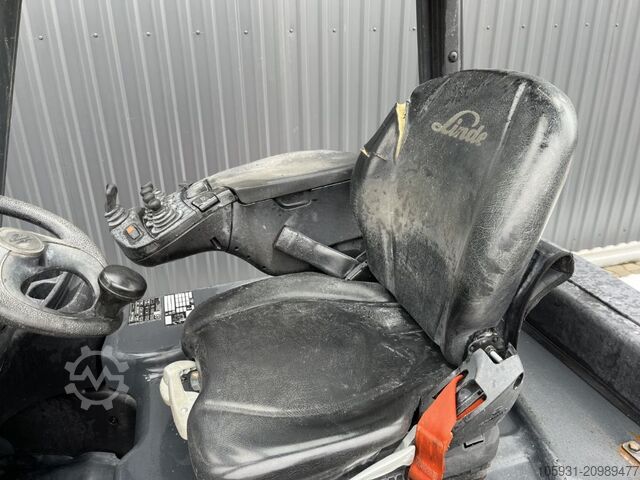 Elektromos négykerekű targonca Linde E20PH-02