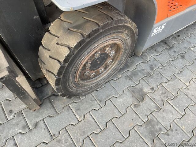 Elektrisk 4 -hjulet gaffeltruck Toyota 7FBMF40