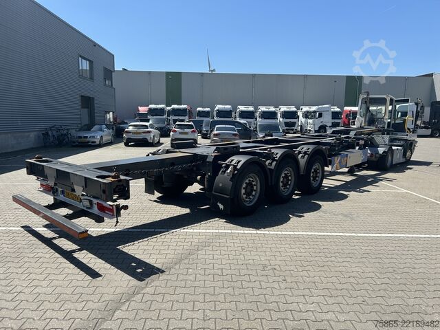 Transporte de contenedores Schmitz Cargobull SCF 24 G EURO / Multi  Container Chassis / Lift...