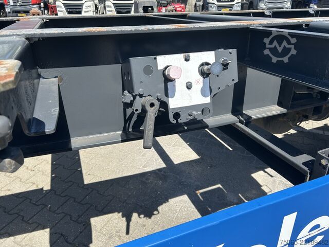 Transporte de contenedores Schmitz Cargobull SCF 24 G EURO / Multi  Container Chassis / Lift...