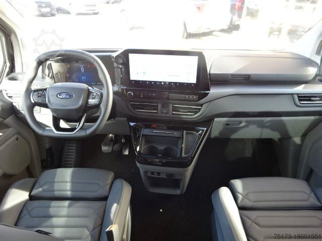 Minibus FORD Tourneo Custom Titanium X BEV 340L1 AHK Pano B&O