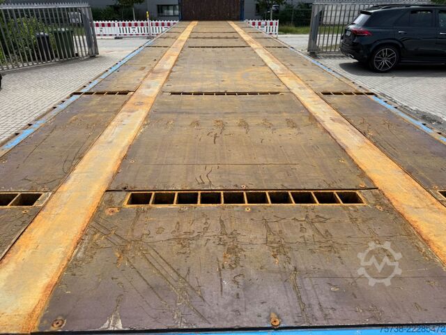 Munkaállvány félpótkocsi KÖGEL S24 Plateau mit Steckrungen/Luft-Lift/3-Achsen