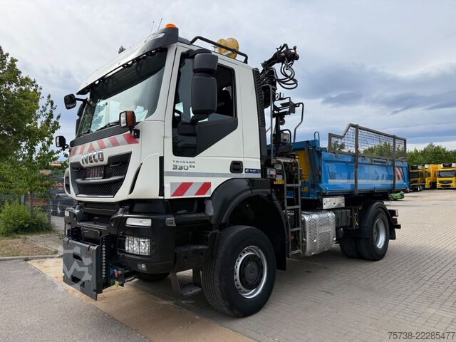 Háromirányú billenő teherautó IVECO Trakker 330 4x4 Meiller Kipper+Hiab 088B-2 Funk