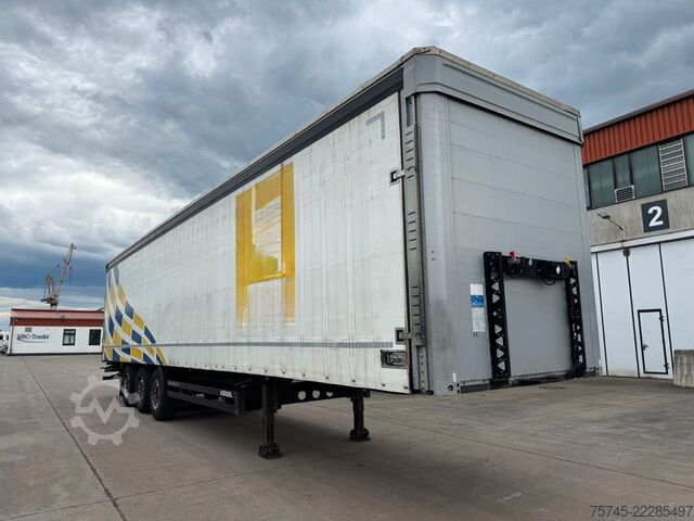 Drankaanhangwagens KÖGEL SN 24 **GETRÄNKE*SAF*LIFT*SCHNELLADESYSTEM*