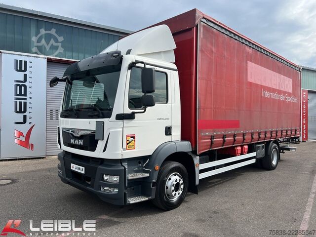 Flatbed truck with tarp MAN TGM 15.290 4x2LL*LBW*Automatik*Kamera*DTCO 4.1*