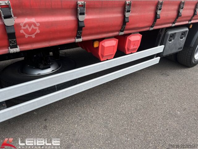 Flatbed truck with tarp MAN TGM 15.290 4x2LL*LBW*Automatik*Kamera*DTCO 4.1*