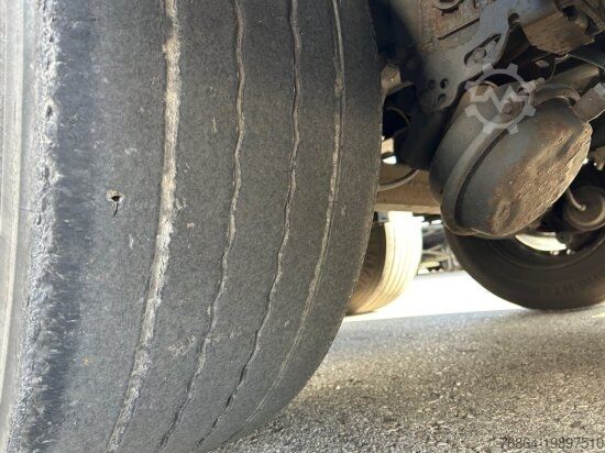 Semiremorcă cu platformă joasă KRONE SD KüHLER, DOPPELSTOCK, CARRIER 1550, PALETTENKASTEN, LIFTACHSE