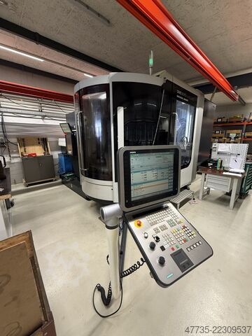 CNC universelt bearbejdningscenter DECKEL MAHO DMC 80 FD duoBlock