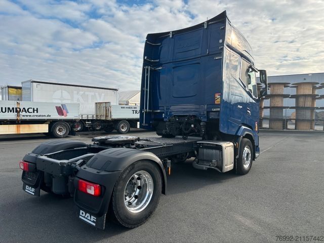 Standardní tahač DAF XG+ 530 Retarder + PTO