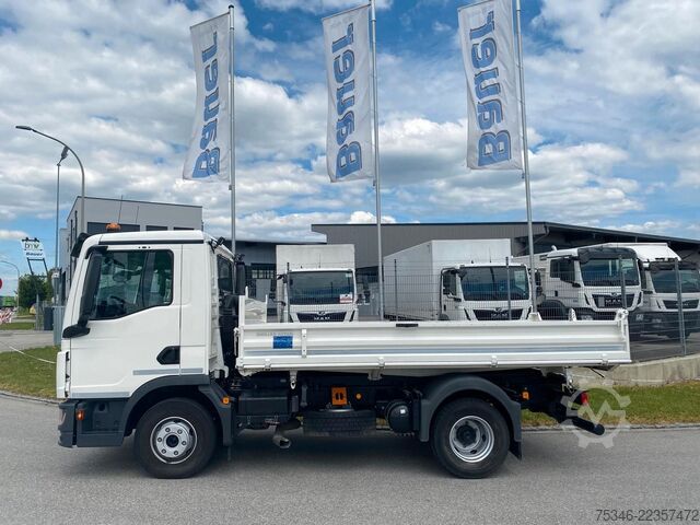 Tre-sidet tipbil MAN TGL 12.250/Kipper/NL6,3To/Klima/Nur 57 tkm/Top