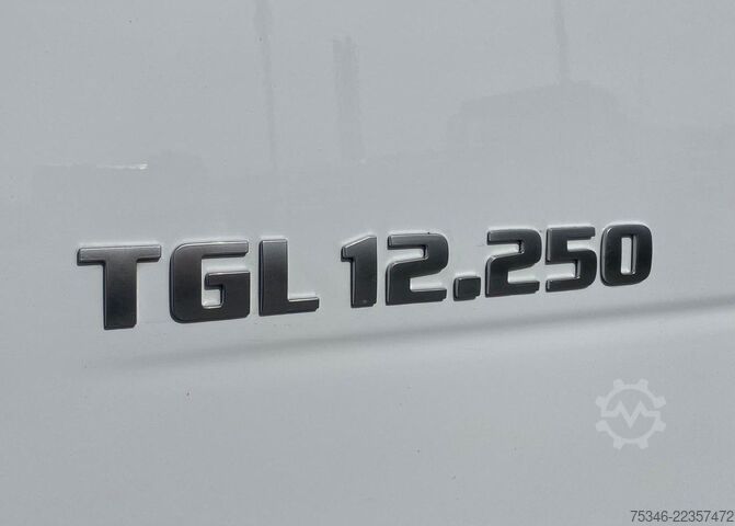Tre-sidet tipbil MAN TGL 12.250/Kipper/NL6,3To/Klima/Nur 57 tkm/Top