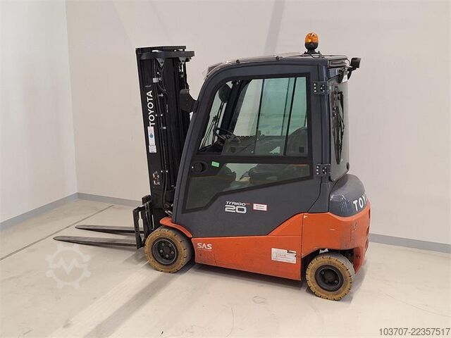 Motostivuitor Toyota 8FBM20T
