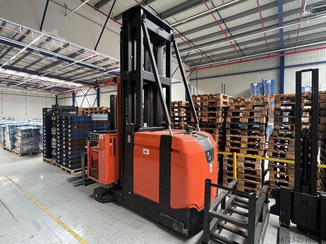 Empilhadeira lateral elétrica 1,2T TOYOTA BT Vector VCE 120