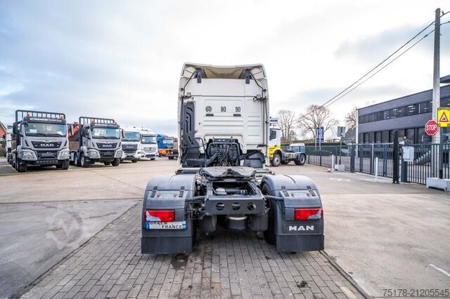 Standard tractor MAN TGX 18.460 XLX + INTARDER