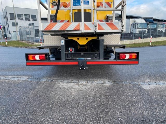 Work platform  Mercedes Benz /Ruthmann T 330/33 m/Top Zustand