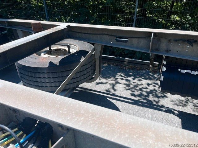 Swap chassis trailer SCHMITZ CARGOBULL BDF AFW 18 vollverzinkt-Mitnahmestapler TÜV NEU