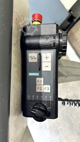 Pionowe centrum obróbcze DMG Ultrasonic 50