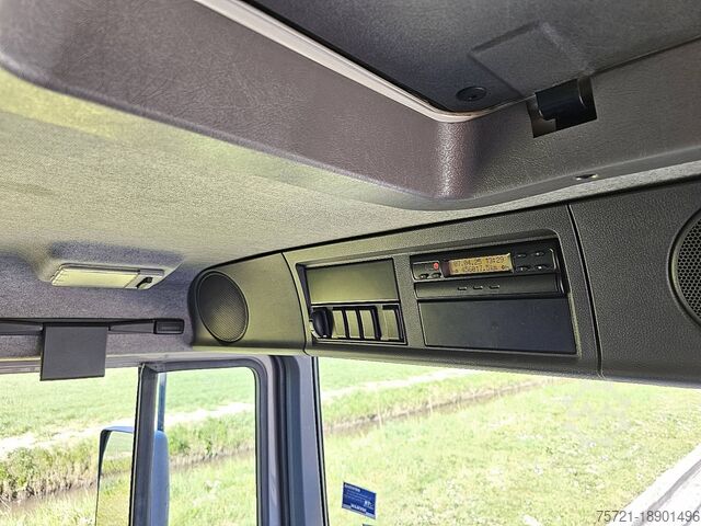 Maleta VOLVO FL 614.180 NL-TRUCK TAILLIFT