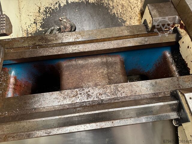 Tornio CNC Gornati, 1 m di passata sopra banco x 1 m fra le punte GORNATI AY 1000 x 1000