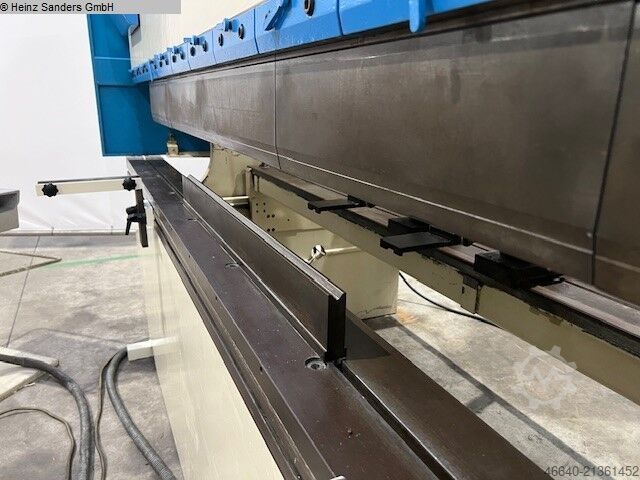 Pressa piegatrice - idraulica LVD PPI 135/40 MNC