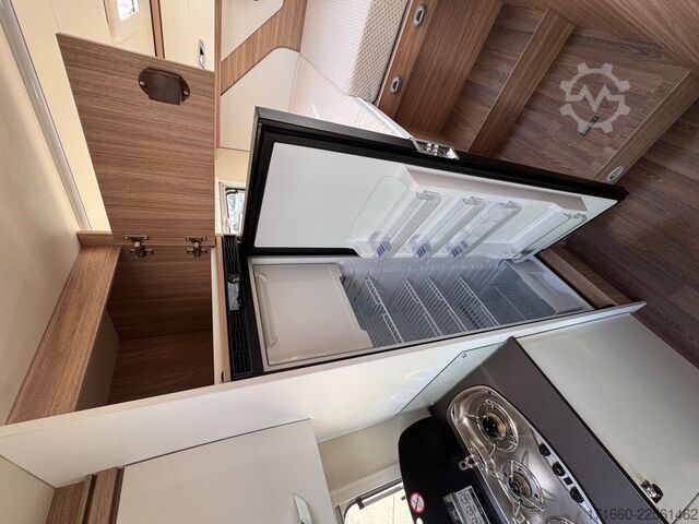 Autocaravana semi-integrada BÜRSTNER Lyseo M Harmony Line 690 G *SAT-TV*Hubbett*