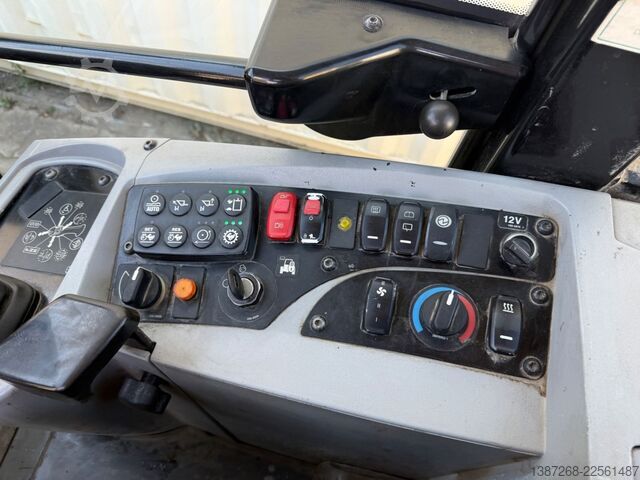 Ładowarka kołowa CATERPILLAR 908M / 2015 BJ / 7.656 H / Schaufel + Gabel