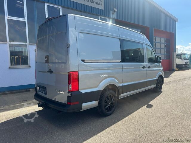 Furgão de teto alto MAN 3.180 TGE 4x4 Neuwagen Mixto 7Sitzer Urban Model