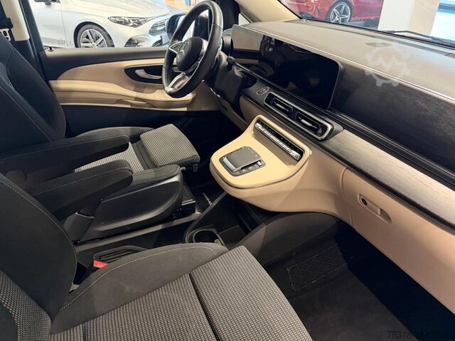 Minibus Mercedes-Benz V 220 d Marco Polo AMG AHK Distr Airmatic StdHzg