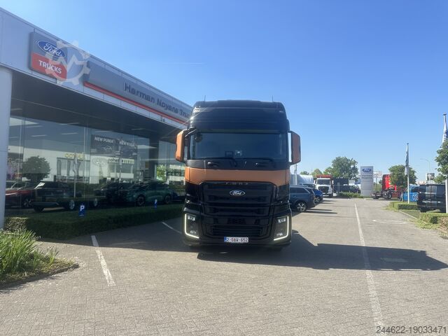 Standaardtrekker Ford Trucks F-Max Select - Garantie tot 9/10/2027