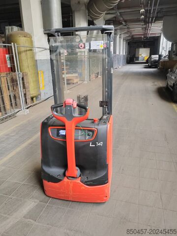 Palletstapelaars Linde L14 2.9m/ initial/ free lift