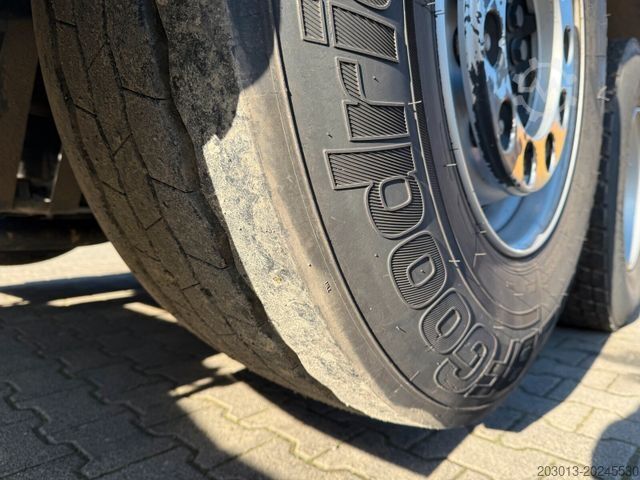 Autolaadkraan MERCEDES-BENZ ACTROS 2546 6x2 Abrollkip Kran Palfinger Q150Z95