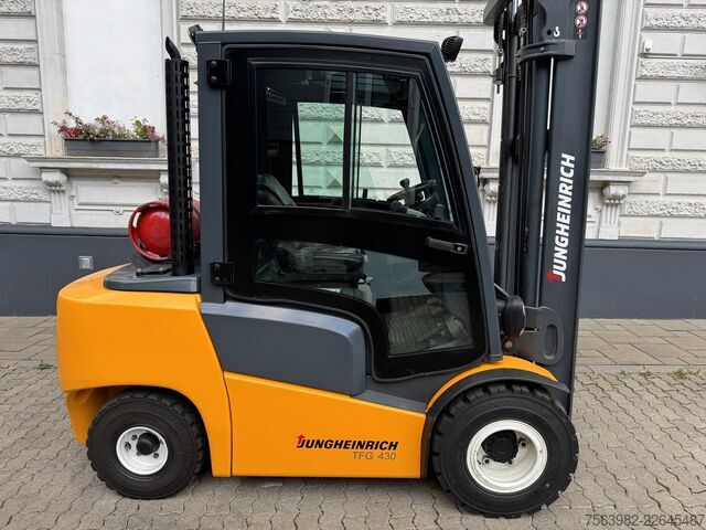 Carrello elevatore a 4 ruote Jungheinrich TFG 430