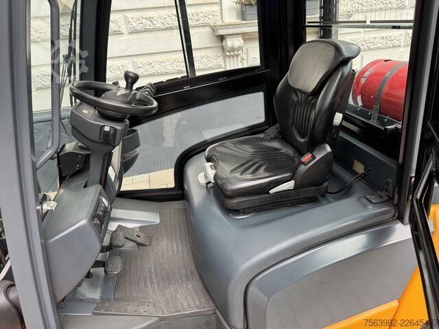Carrello elevatore a 4 ruote Jungheinrich TFG 430