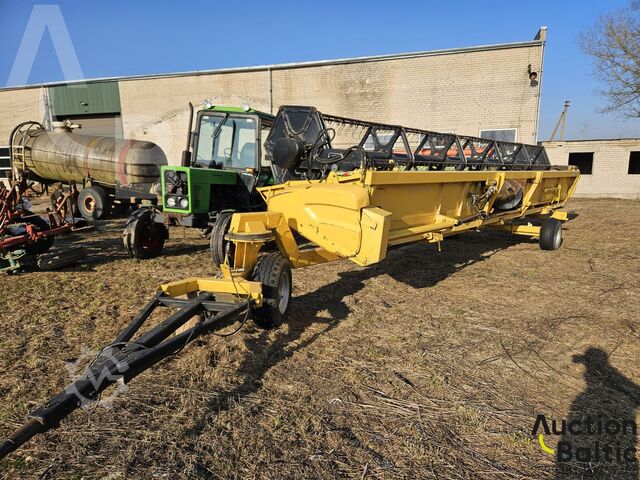 Combine New Holland CR 9080